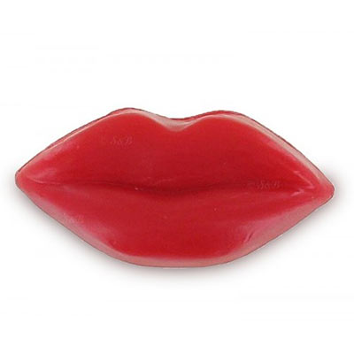 Savon lèvres rouge parfum cerise, vendu par Bubulle et savon.